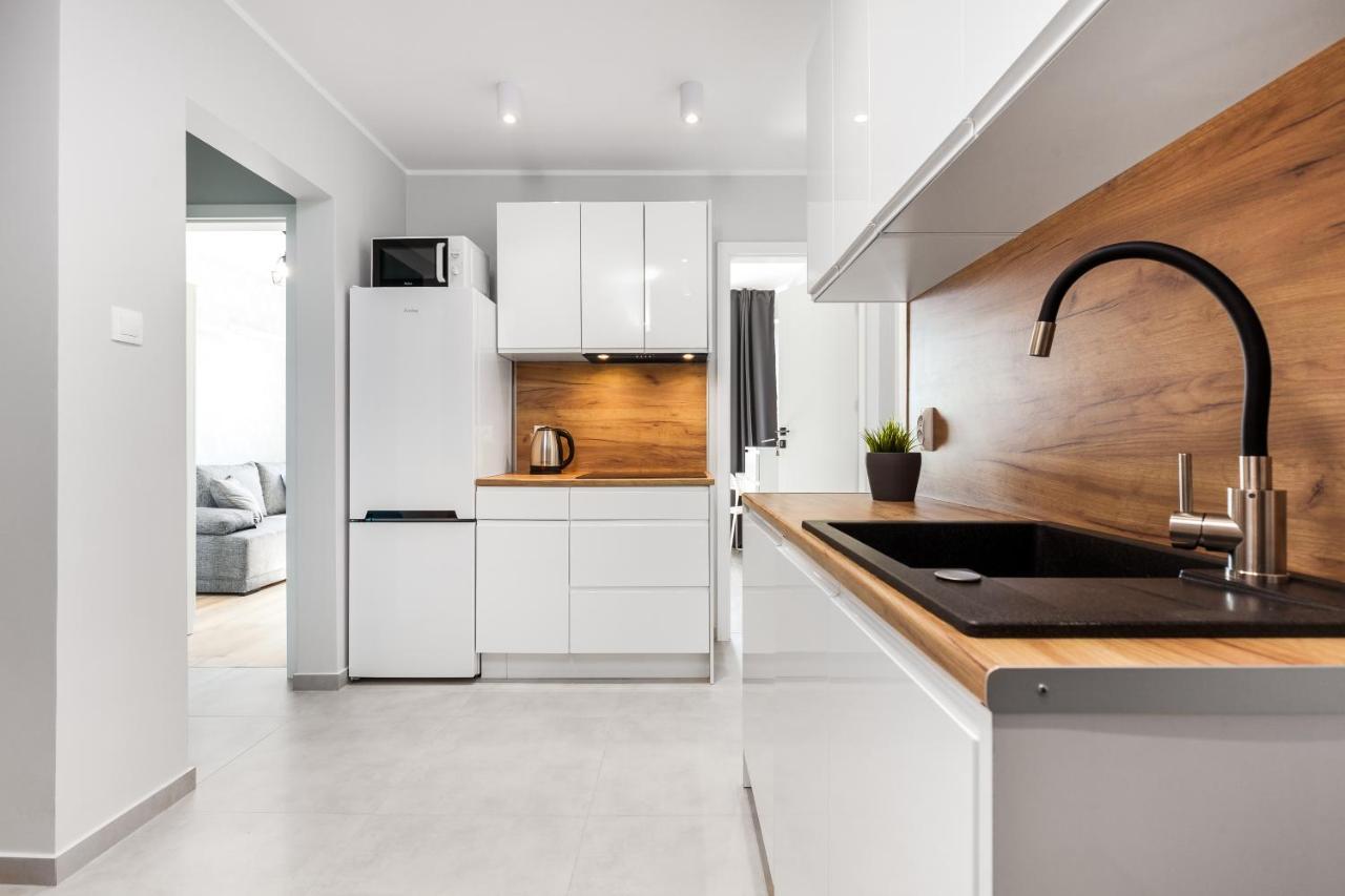 Ferienwohnung Pokoje Gdansk Zaspa - Pilotow 20B, 800M Skm-Zaspa, Odleglosc Do Morza 3Km Exterior foto